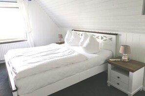 1 Schlafzimmer, Zimmersafe, WLAN, Bettwäsche
