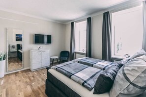 2 室のベッドルーム、WiFi