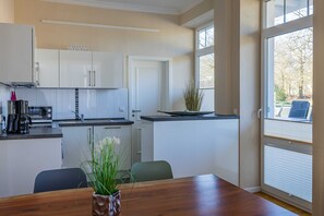 Kühlschrank, Ofen, Geschirrspüler