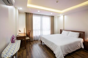 Luxury Apartment, City View | 1 bedroom, desk, soundproofing, iron/ironing board