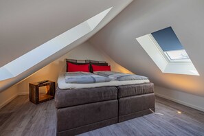 3 bedrooms, WiFi