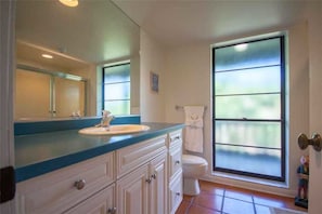 Bathroom - 059-the Tin Snook (Captiva)