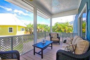 Terrace/patio - 082 - Island Splash (Captiva)