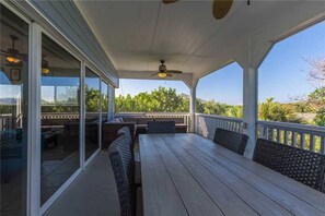 Outdoor dining - 094-on Island Time (Captiva)