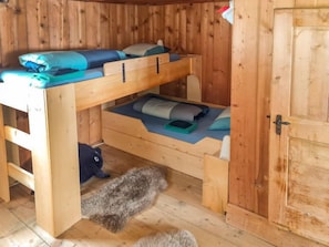 4 bedrooms, WiFi