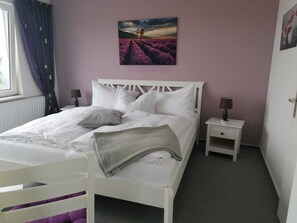 1 bedroom, in-room safe, WiFi, bed sheets