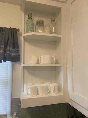 Interior - 3 BR Walking Distance to ATT, Globe Life & Entertainment District (Arlington)