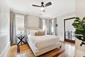 3 bedrooms, desk, iron/ironing board, travel cot