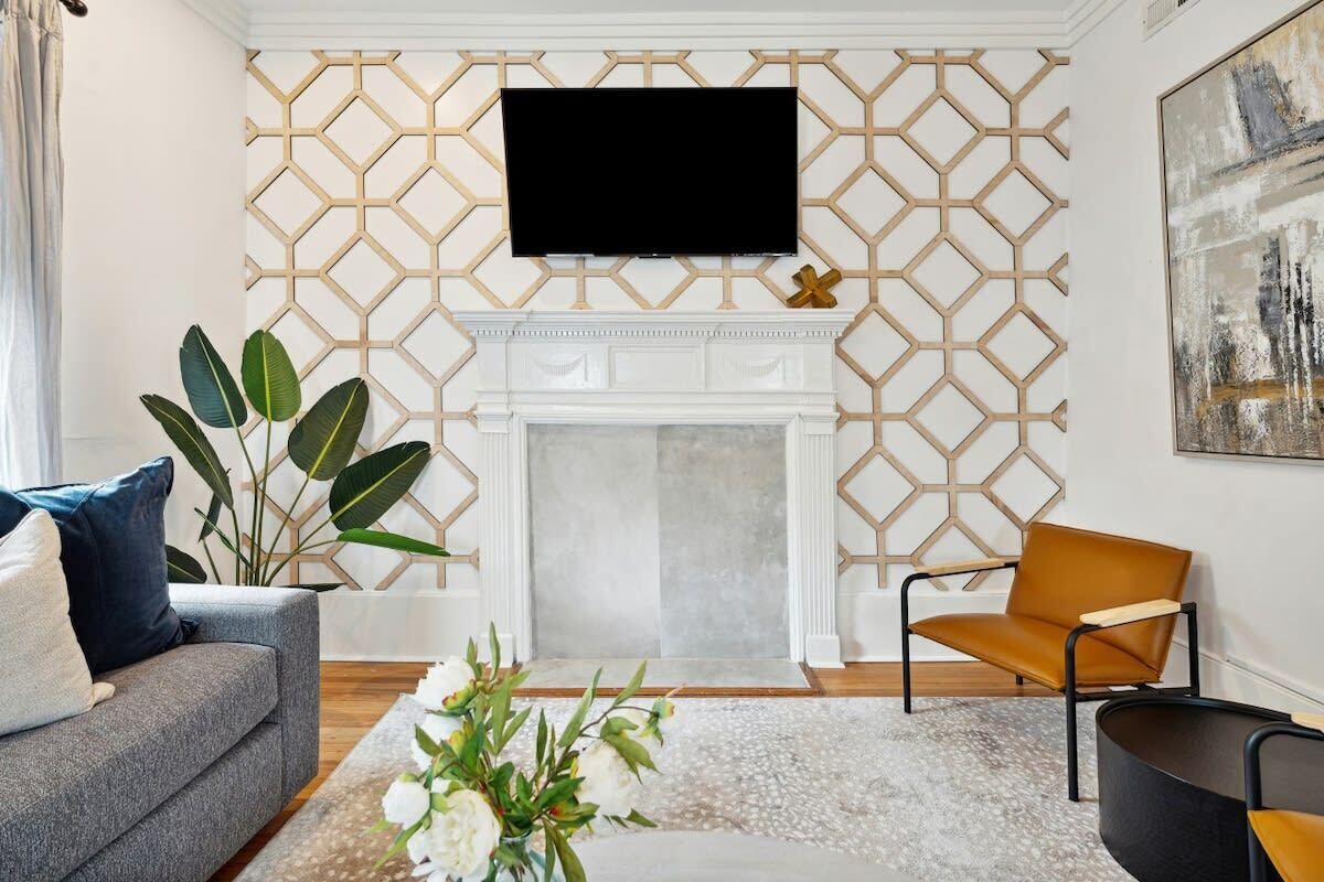 テレビ、書斎 / ワークスペース