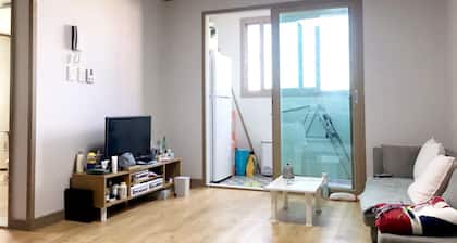 "Cosy Jeju Home share" de Noel pour les voyageurs de Jeju. (Femmes Seulement)