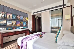 Classic Double Room | Down comforters, memory foam beds, free minibar, individually decorated - SSAW Boutique Hotel Shanghai Yilin (Shanghai)