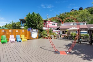 Children's play area - outdoor