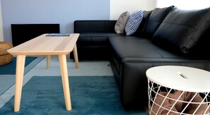 Flat-screen TV, video-game console - The Lindo Hotel (Nanjo)