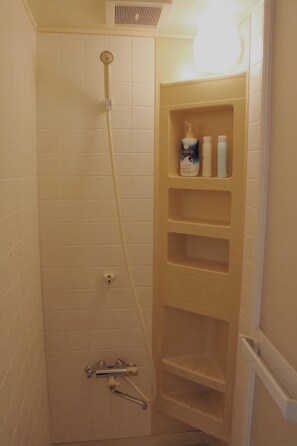 Shared Dormitory | Bathroom shower