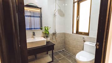 Shower, free toiletries, hair dryer, bathrobes