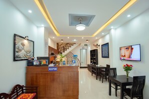 Breakfast, dinner and brunch served - Vip House Hoi An (Da Nang)