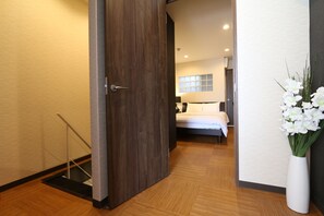 Iron/ironing board, free WiFi - Elizabeth Garden Kuromon (Osaka)