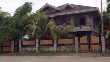 Bahagian luar