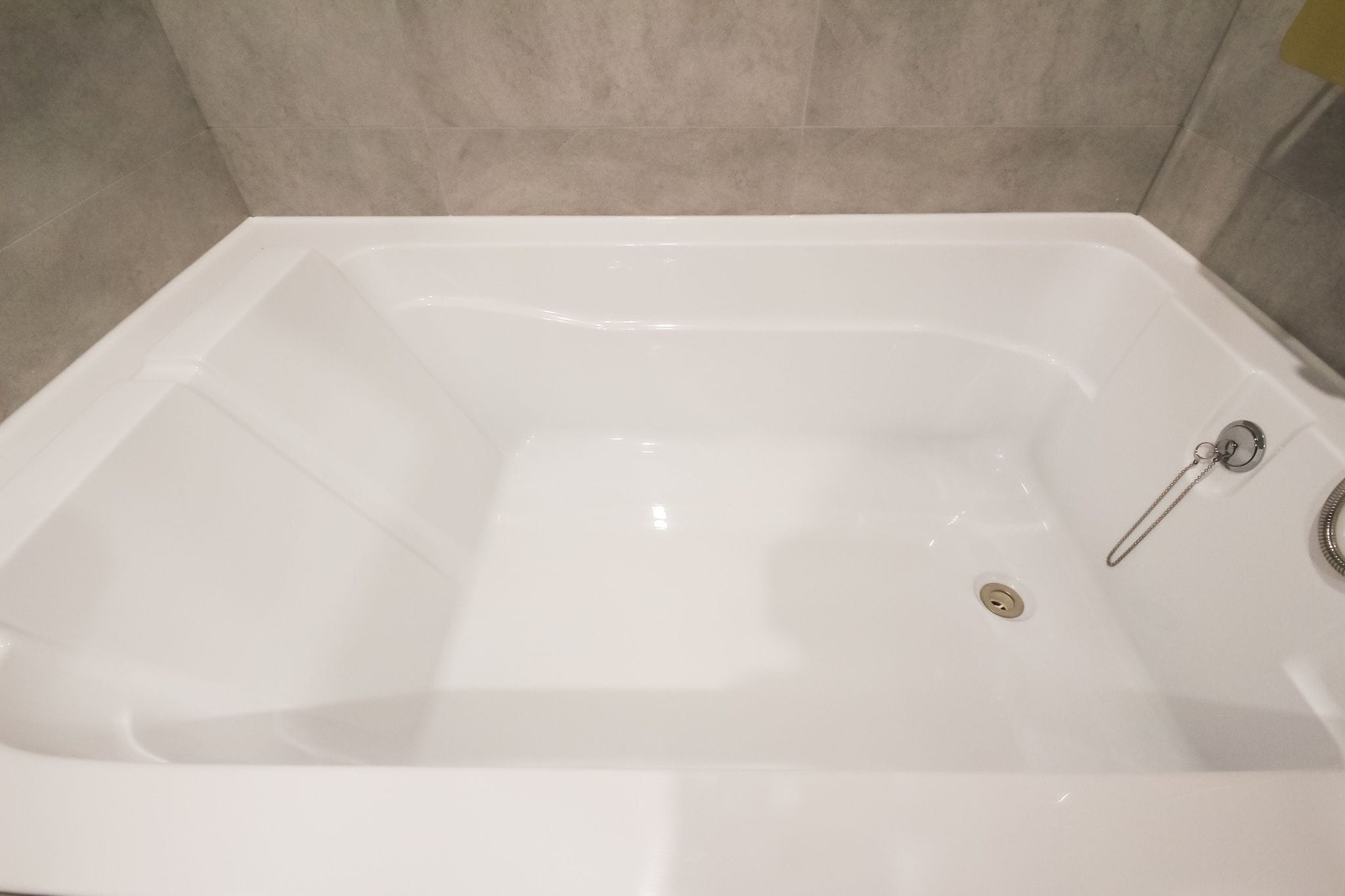 premium double room, bathtub (luxury) | deep-soaking bathtub
