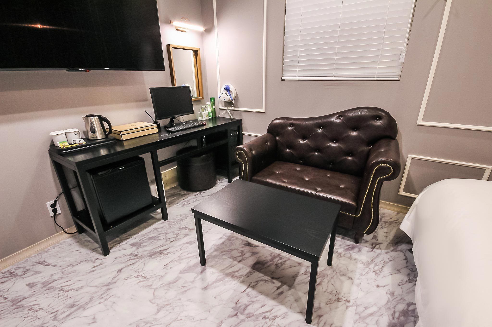 standard double room | room amenity