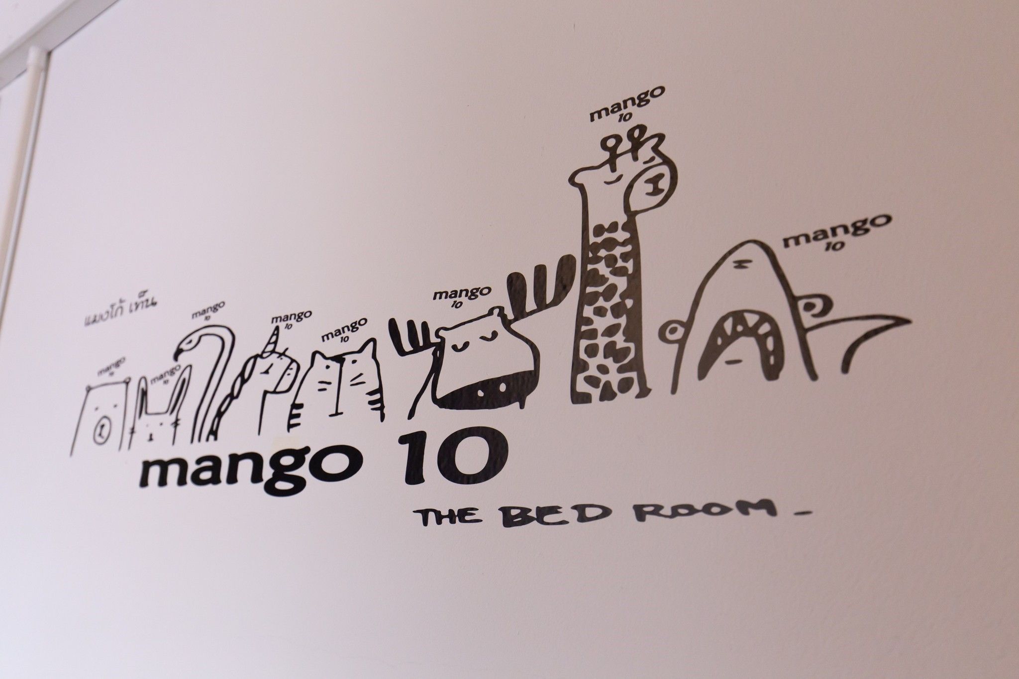 standard triple room | interior detail