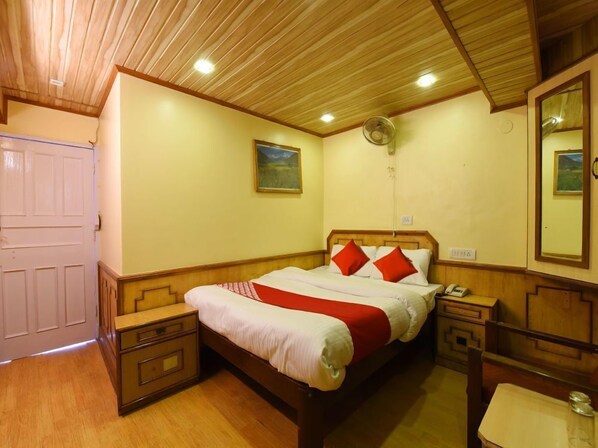 Individually decorated, free WiFi - samrat regency (Shimla)