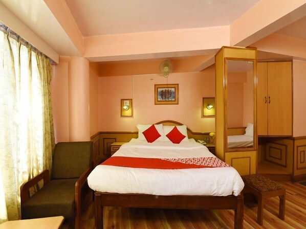 Individually decorated, free WiFi - samrat regency (Shimla)