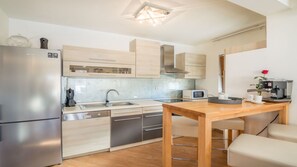 Villa, Private Pool | Private kitchen | Full-sized fridge, microwave, oven, stovetop - Villa Casa Manera (Marcana)