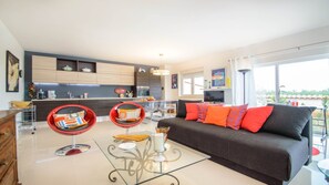 Villa, Private Pool | Living area | Flat-screen TV - Villa Daniela (Medulin)