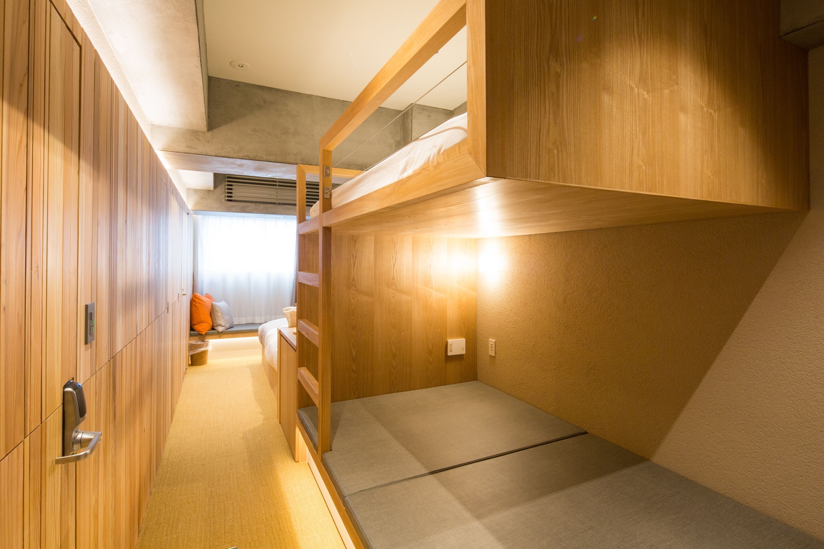 family room | desk, blackout curtains, free wifi, bed sheets