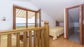 أسرّة أطفال/رضّع (مجانًا) وواي فاي مجانًا وملاءات أسرّة