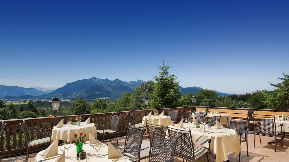 Hotel und Restaurant Alpenhof image