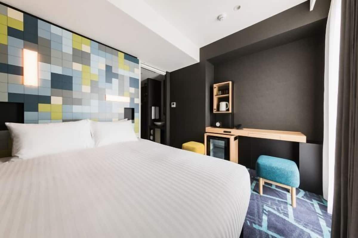 Down duvets, desk, blackout curtains, free WiFi