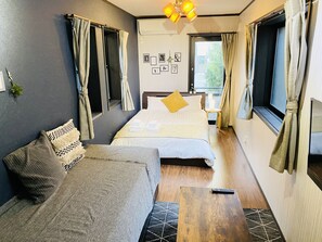 Iron/ironing board, free WiFi, bed sheets