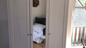Habitación básica doble, vista al resort | Servicios de la habitación