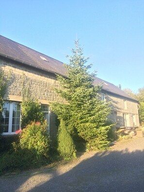 Exterior - Friends & Families, Large group self catering,  sleeps 25/27 (Romagny-Fontenay)