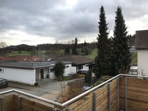 Maison, 3 chambres, vue sur la colline | Vue du balcon