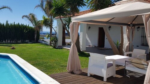 Villa Eugenia, WIFI 200 meters from the beach