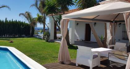 Villa Eugenia, WIFI 200 meters from the beach