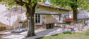 Villa ''Maeltri'' 12 people with heated pool and air conditioning. Optional spa area (jacuzzi + infrared sauna + cocooning chalet)