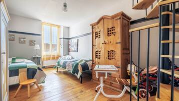 1 chambre, fer et planche Ă repasser, Wi-Fi gratuit