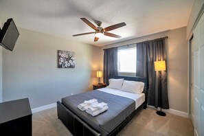 3 bedrooms, iron/ironing board, free WiFi