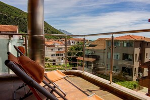 Căn hộ, quang cảnh thành phố | Quang cảnh ban công