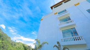 Ngoại thất