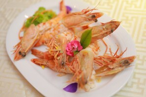 お食事