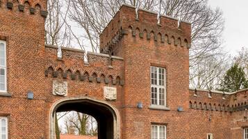 Façana frontal de l'allotjament