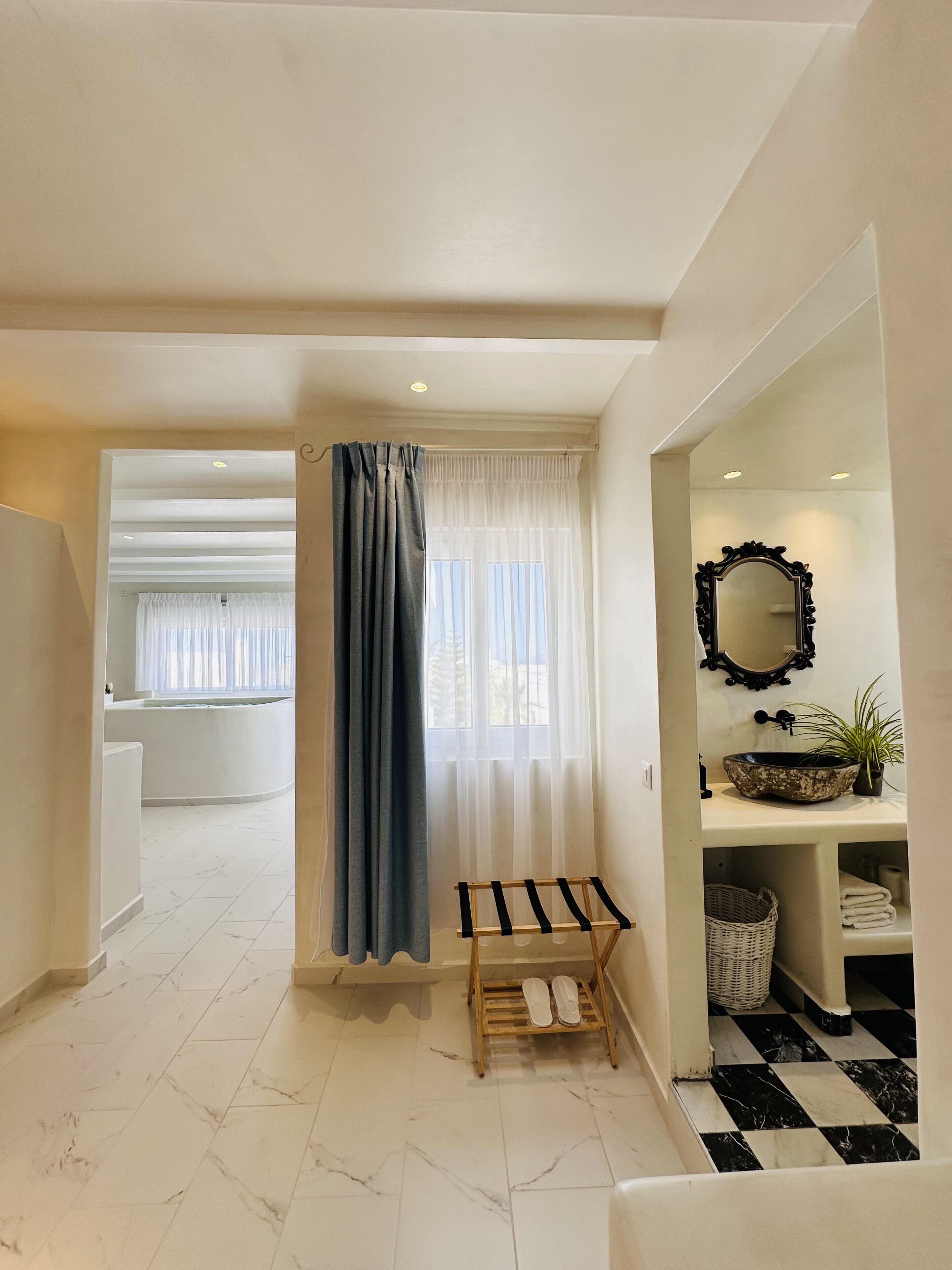 Photo - Arlene Suites