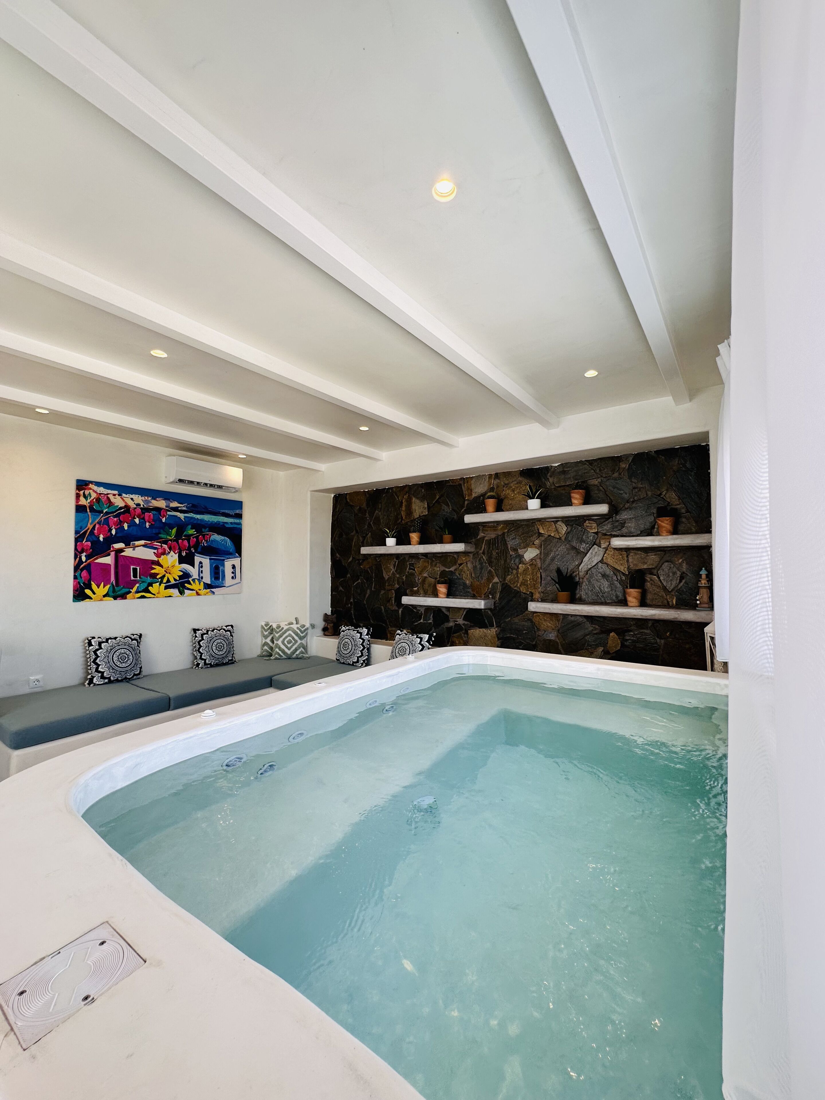 Photo - Arlene Suites