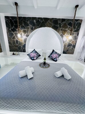 Deluxe House, Patio, Pool View | 1 bedroom, minibar, in-room safe, individually decorated - Arlene Suites (Santorini)