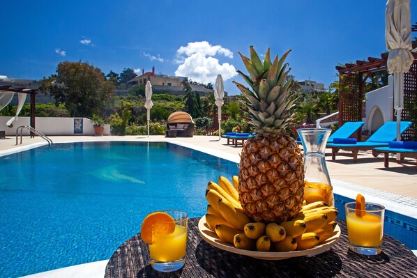 Exterior - Arlene Suites (Santorini)